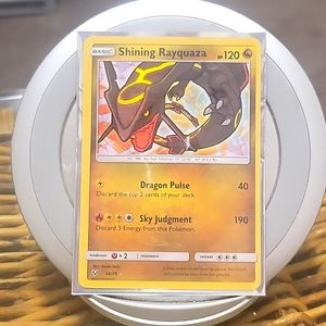 2017 Pokémon Shining Rayquaza Trading Card